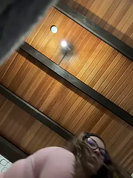 SweetTeenGirl online show from November 3, 7:59 pm