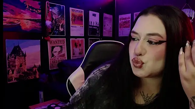 Ravendark  online show from March 2, 8:26 pm