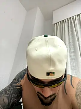 penebunny online show from December 15, 4:39 am