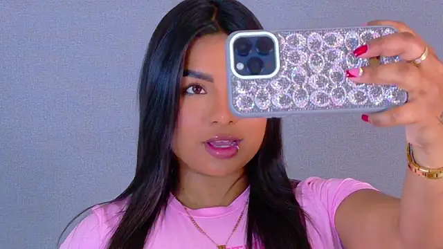 LanaRozz online show from April 17, 7:50 pm