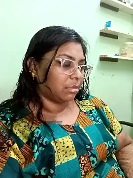 zara-mallus online show from October 7, 8:06 pm
