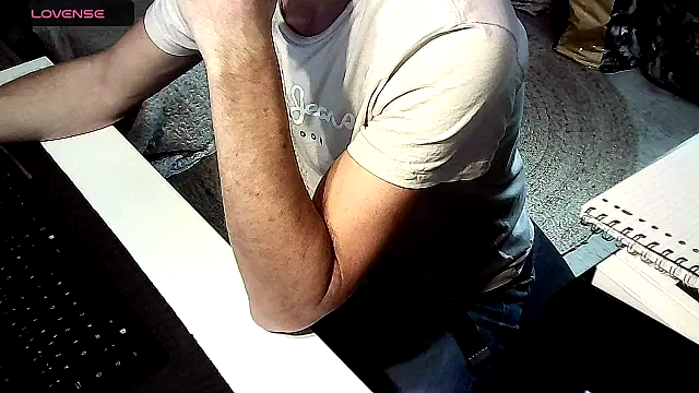 Snapshot of french_male_whore@xh chatting on September 13, 2:39 pm french male whorexh online show from September 13, 2:39 pm