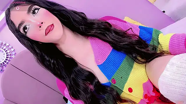 ShantyMillan online show from December 18, 1:06 pm