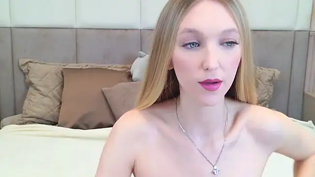 KellyBradford online show from September 27, 5:56 am
