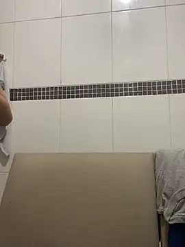 Snapshot of Mirella_Oliveira chatting on December 13, 9:31 pm Mirella Oliveira online show from December 13, 9:31 pm