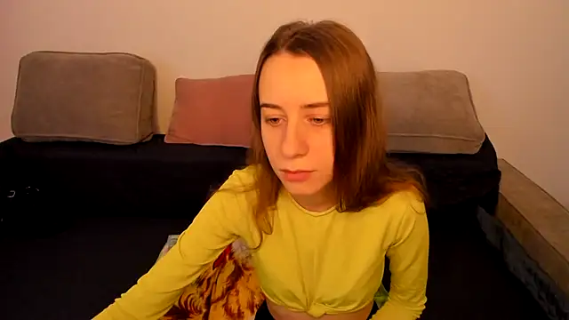 alisaakiss online show from January 13, 6:51 am