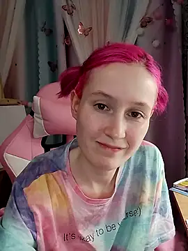 Fuzzy Unicorn online show from October 20, 7:14 pm