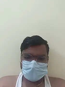 Snapshot of pablo__19 chatting on July 6, 5:48 am pablo 19 online show from July 6, 5:48 am