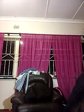 Snapshot of BlamedSimple chatting on November 30, 6:34 pm BlamedSimple online show from November 30, 6:34 pm