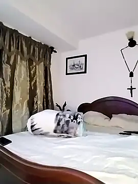 Snapshot of yenami chatting on October 14, 5:08 am yenami online show from October 14, 5:08 am