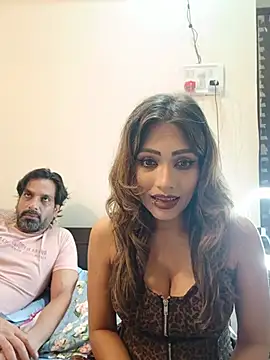 Snapshot of zoyarathore chatting on July 25, 6:38 pm zoyarathore online show from July 25, 6:38 pm