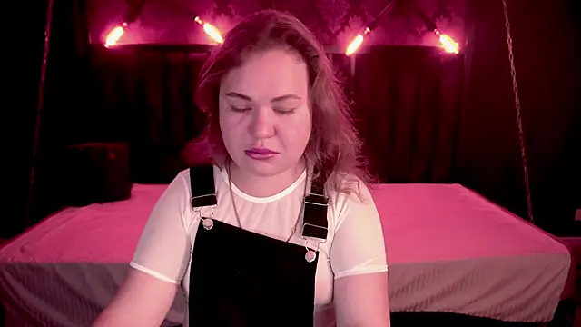 RebelLush online show from October 4, 7:12 pm