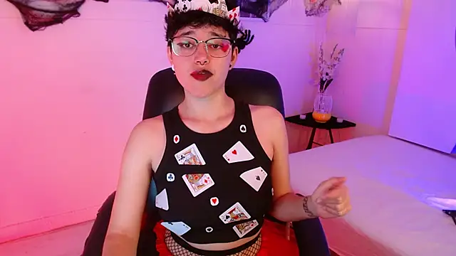 jeroharper online show from October 31, 4:08 pm