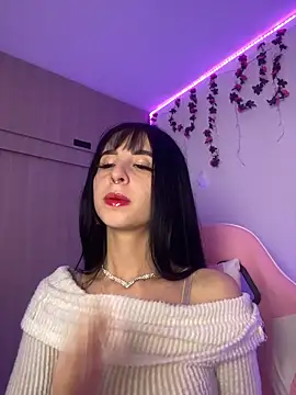 Lia  1 online show from November 29, 10:24 pm