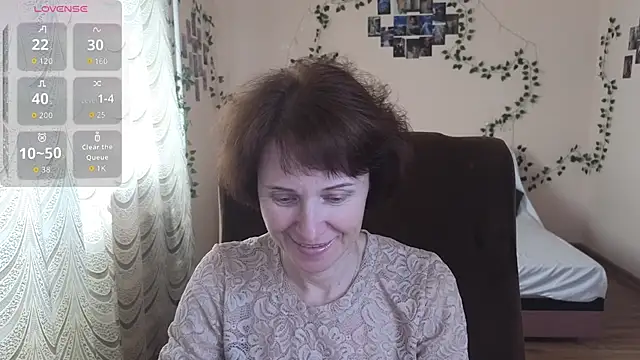 Lia Tito online show from October 24, 6:32 am