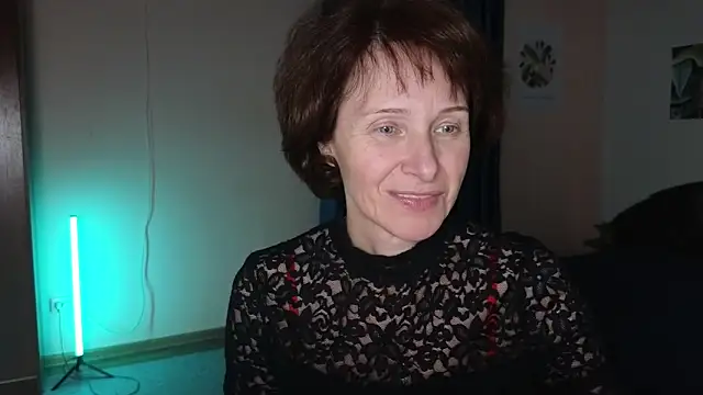 Lia Tito online show from October 28, 3:25 pm