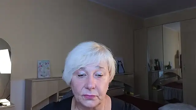Snapshot of Milana_Milky chatting on September 9, 5:07 am Milana Milky online show from September 9, 5:07 am