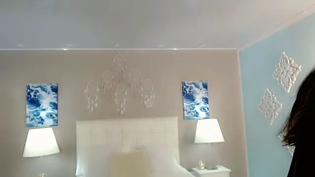 maddissonivanova online show from October 22, 7:13 pm