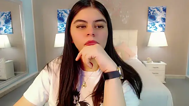 maddissonivanova online show from November 28, 6:43 pm