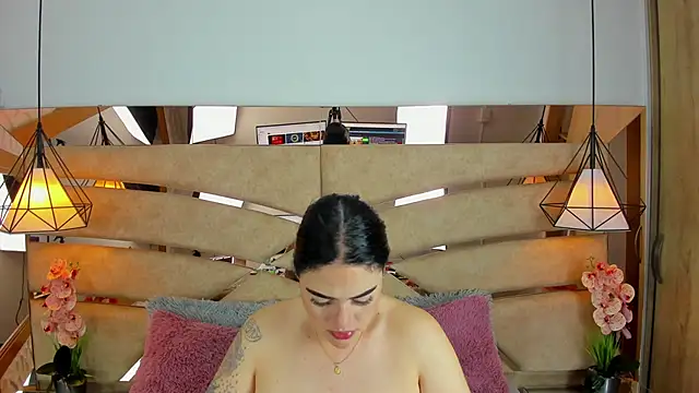 pamemiller1 online show from April 7, 10:59 am