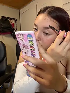 Karen18 boobs online show from April 9, 2:11 am