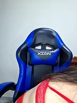 Snapshot of Natasha_50 chatting on February 5, 12:59 am Natasha 50 online show from February 5, 12:59 am