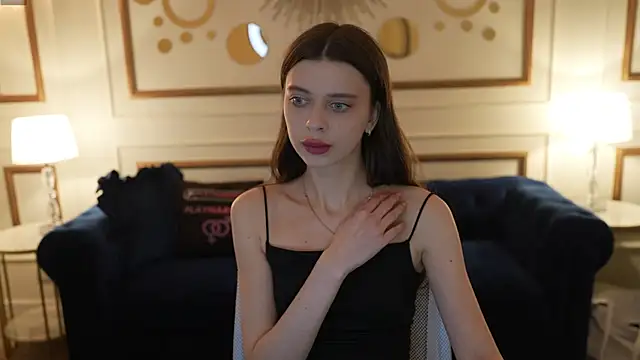 Snapshot of Regina_Sweet054 chatting on December 16, 3:17 pm Regina Sweet054 online show from December 16, 3:17 pm