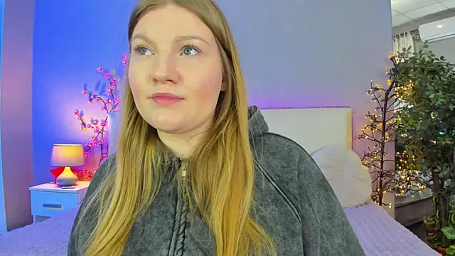 AshleyJoness online show from April 14, 5:02 am