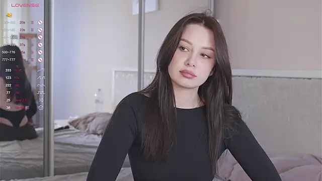 chillgirll online show from April 11, 5:34 am