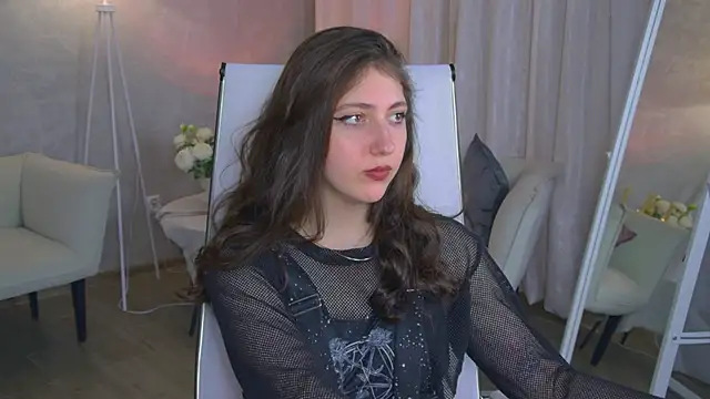 Mary Miiller online show from February 11, 9:25 am