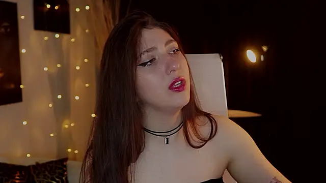 Mary Miiller online show from March 24, 6:18 am