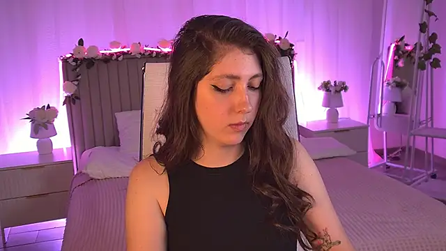 Snapshot of Mary_Miiller chatting on May 28, 10:34 am Mary Miiller online show from May 28, 10:34 am