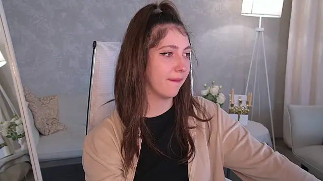 Mary Miiller online show from June 27, 12:44 pm