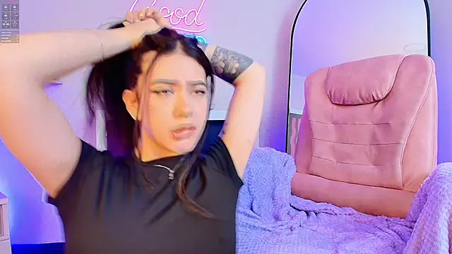 Alice Vixen online show from June 3, 2:33 pm