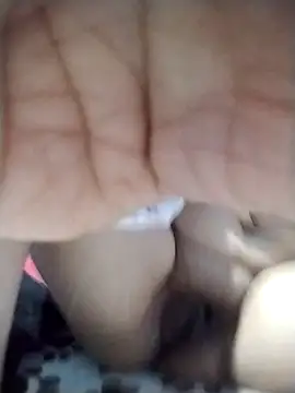 OliviaMorris1 online show from October 12, 4:22 am