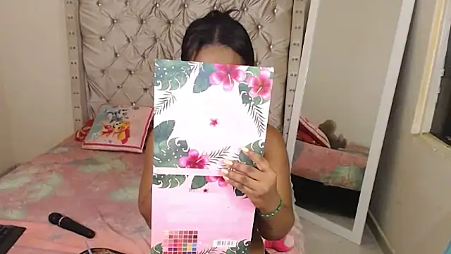 Snapshot of bonniebakerz1 chatting on February 19, 3:35 am bonniebakerz1 online show from February 19, 3:35 am