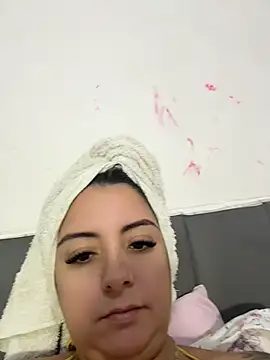 Snapshot of sophiemonroevip chatting on July 3, 12:11 pm sophiemonroevip online show from July 3, 12:11 pm