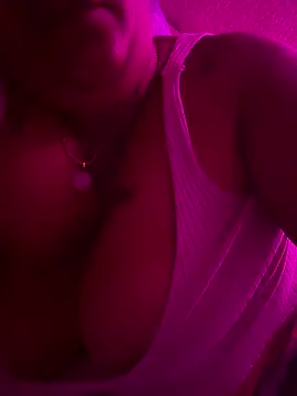 valen1891 online show from January 8, 8:27 am