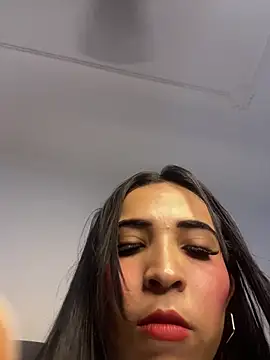 Rosa 25x online show from October 14, 12:50 pm