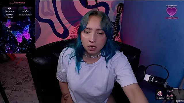 Snapshot of IrisSmil3 chatting on September 27, 4:23 pm IrisSmil3 online show from September 27, 4:23 pm