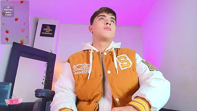 Lucass love online show from January 10, 1:13 pm