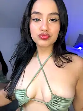 Snapshot of lunatorch chatting on October 14, 5:03 pm lunatorch online show from October 14, 5:03 pm