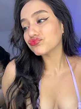 Snapshot of lunatorch chatting on November 1, 9:06 pm lunatorch online show from November 1, 9:06 pm