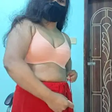 Bristy- online show from December 4, 7:00 pm