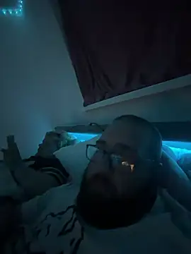 mrandmrsdarkside online show from April 11, 9:52 pm