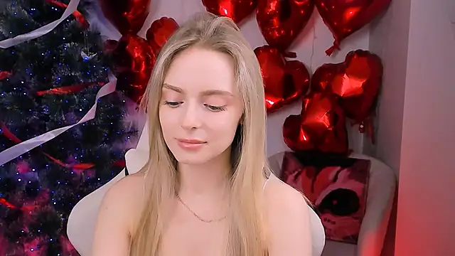 JuliaBrewwer online show from March 18, 2:53 pm