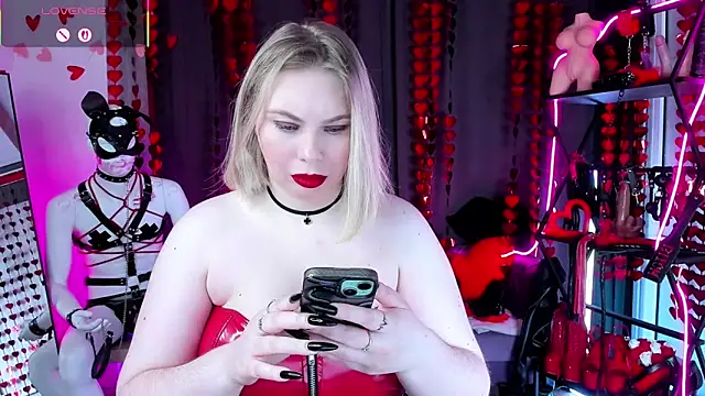 Snapshot of Anna_Maxwell chatting on February 12, 2:17 am Anna Maxwell online show from February 12, 2:17 am