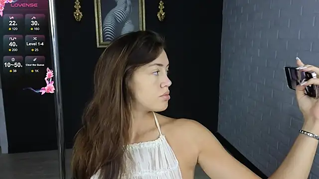 SaraMoren0 online show from October 15, 5:18 am