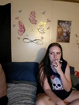 Shy Naughty Girl online show from July 3, 5:25 am