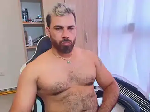 max love255 online show from March 5, 9:44 pm